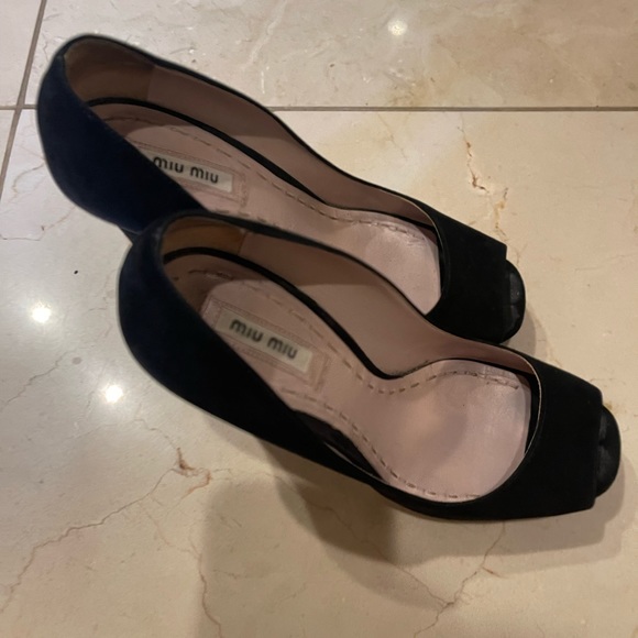 One of a kind Miu Miu! - Picture 2 of 3